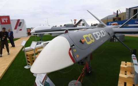 俄軍“獵戶座”無(wú)人機(jī)首次成功完成武器發(fā)射試驗(yàn)