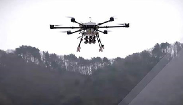 2021年1月11日四川成都機(jī)場附近出現(xiàn)旋翼無人機(jī)插圖 021年1月11日四川成都機(jī)場附近出現(xiàn)旋翼無人機(jī)"