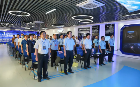 廣西現(xiàn)代職業(yè)技術(shù)學(xué)院無(wú)人機(jī)實(shí)訓(xùn)基地（無(wú)人機(jī)專(zhuān)業(yè)校企合作模式）