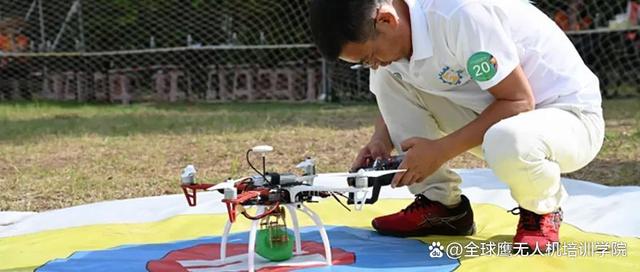 2022年《深圳技能大賽—龍崗區(qū)無(wú)人機(jī)駕駛員職業(yè)技能競(jìng)賽》開始報(bào)名插圖4 022年《深圳技能大賽—龍崗區(qū)無(wú)人機(jī)駕駛員職業(yè)技能競(jìng)賽》開始報(bào)名"